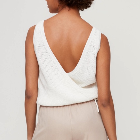 Group by Babaton Stacey Blouse NWT - Picture 2 of 4